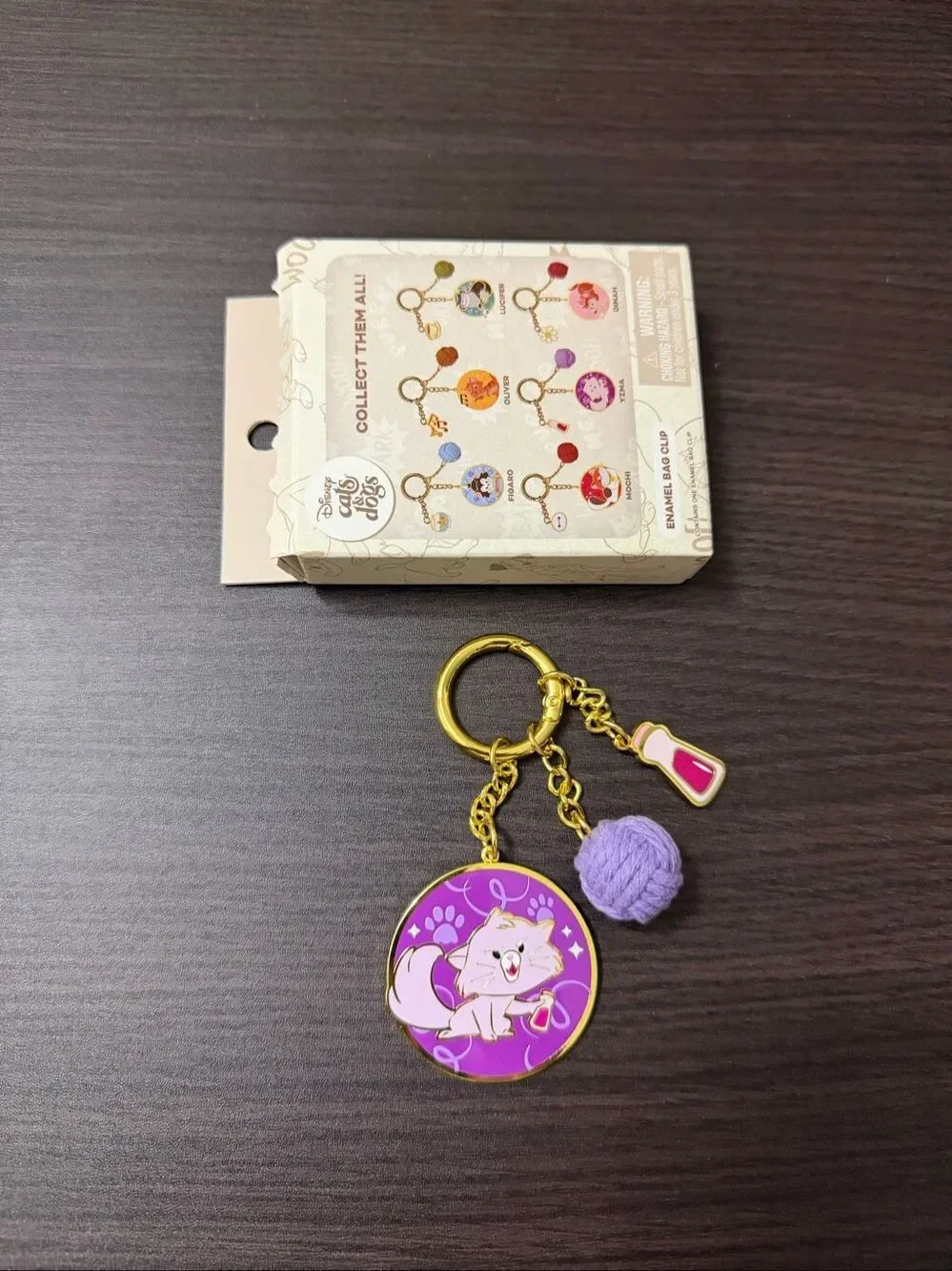 Disney Cats Yarn Ball Blind Box Enamel Bag Clip Keychain - Yzma